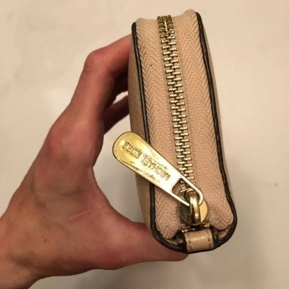 Michael kors leather wallet clutch light pink